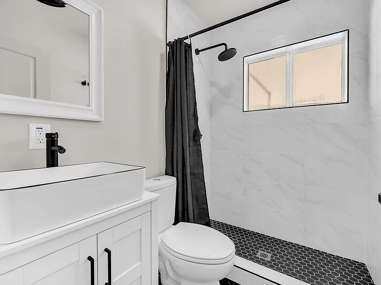 3102 E Campbell Ave #7 — Photo 6