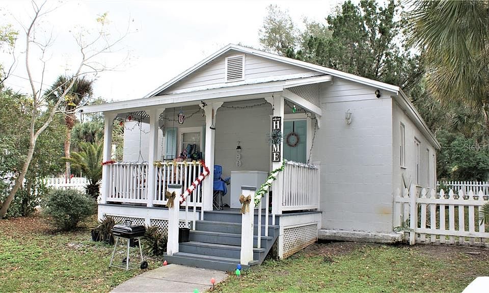1st image of 215 E Voorhis Ave #C