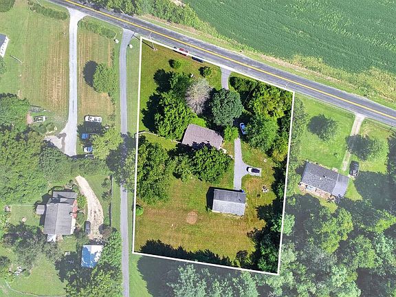 2nd image of 24775 Langford Rd