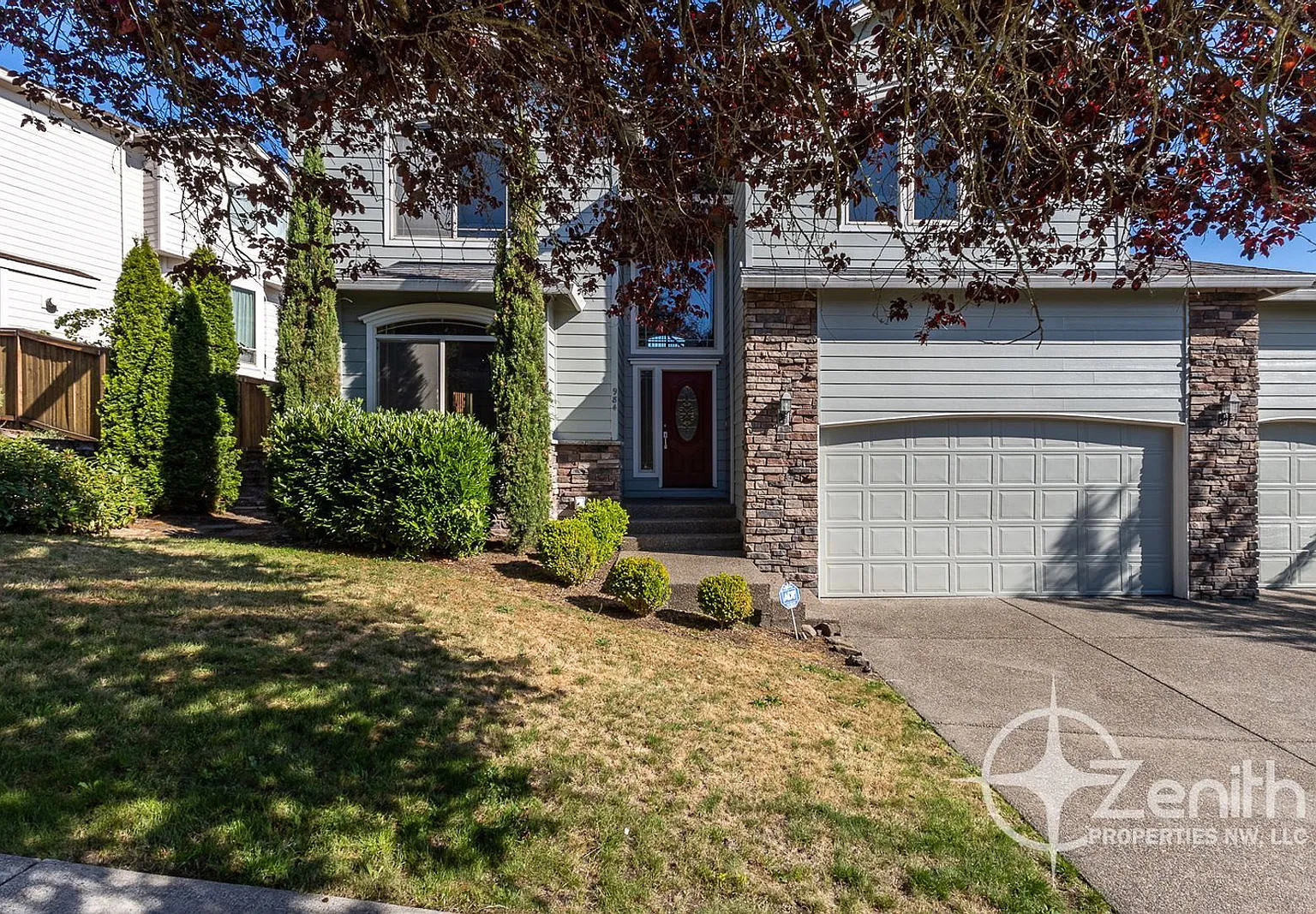 3 bed, 2.5 bath, 3365 sqft, $3,695 — Photo 3
