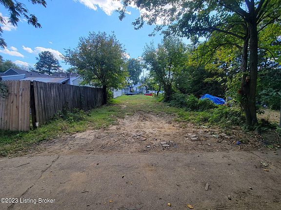 5th image of 743 Heywood Ave