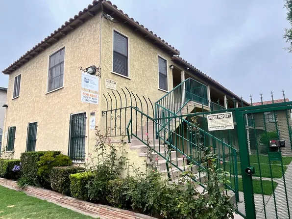 0023 Berro Family Building, 1960 Chestnut Ave #1, Long Beach, CA 90806