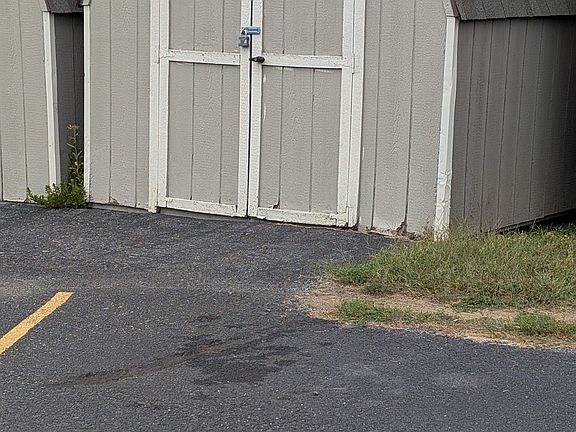 5th image of 8065 White Church Rd #C