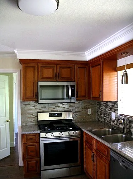 2684 Wilson Ave — Photo 17