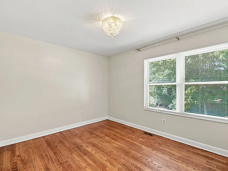 701 Oak Run Ln — Photo 22