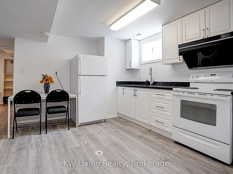 78 Roywood Dr #BASEMENT BACK — Photo 14