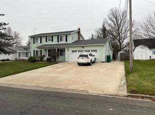 710 Stevens Dr, Owosso, MI