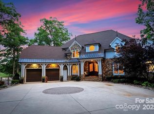 2706 Trent Pines Ct, Sherrills Ford, NC 28673