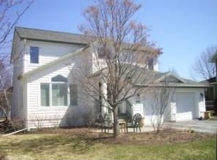 490 Woodlake Rd, Kohler, WI 53044