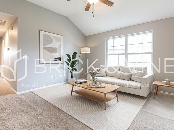 3rd image of 12024 NW 133rd Ter