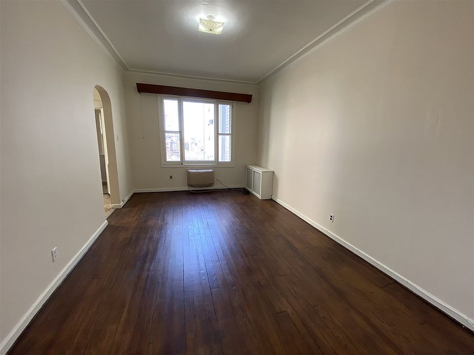 1st image of 912 Palisade Ave Floor 2