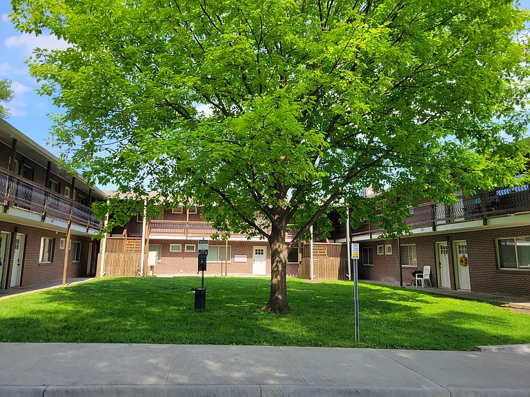 125 N 37th St #11 — Photo 1