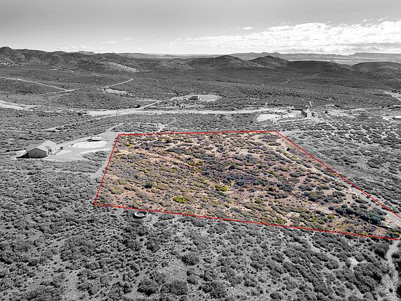 4th image of 7250 S Thoroughbred Ln