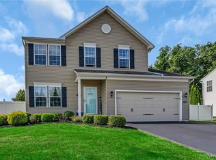 2244 Fox Chase Rd, Lake View, NY 14085