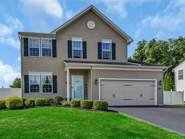 2244 Fox Chase Rd, Lake View, NY 14085