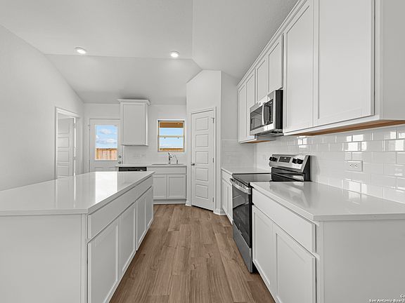 5th image of 4316 Winston Way