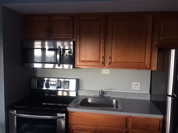 5th image of 4970 N Marine Dr APT 1425