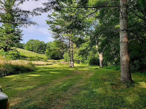 4th image of Nettle Knob Rd