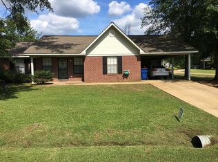 121 Carol Ave, Fulton, MS 38843