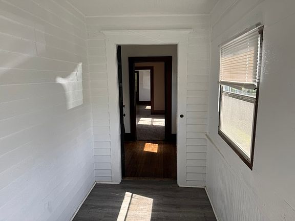 3rd image of 406 W Sycamore St #A