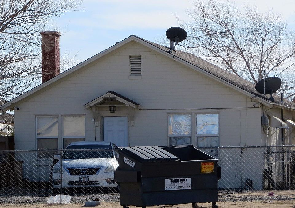1st image of 11205 Chamberlaine Way