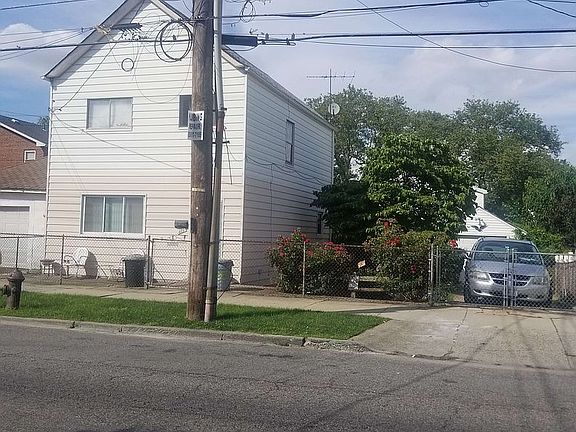 2nd image of 1179 E 93rd St #1