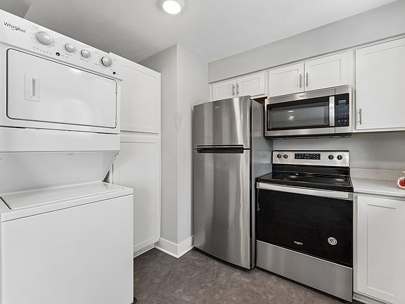 2nd image of 4702 Wakeley St #4