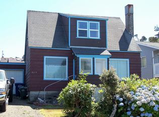 513 SW 5th St, Newport, OR 97365