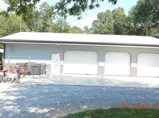 4274 Symsonia Hwy, Benton, KY 42025
