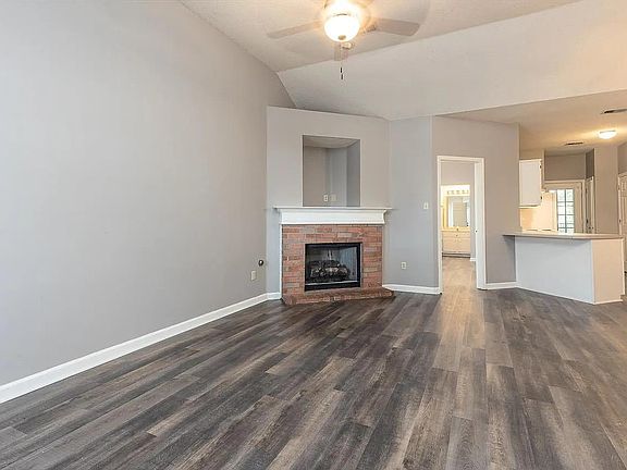 3rd image of 6746 Whitten Pine Dr