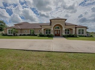 17201 Cowan Rd, Algoa, TX 77511