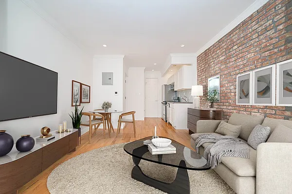 Rented by Living New York | media 12