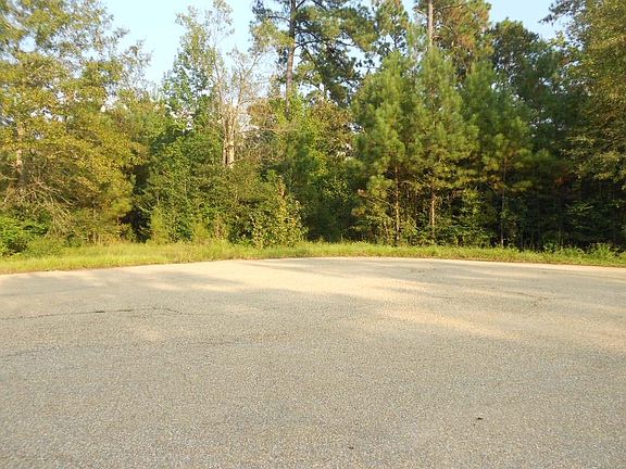 3rd image of Tupelo Ct
