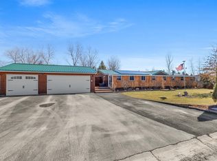 2808 Sunrise Ter, Mahomet, IL 61853