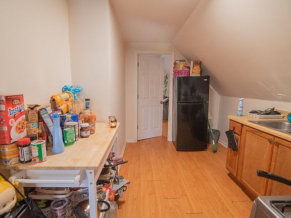 4th image of 4220 N Saint Louis Ave #3