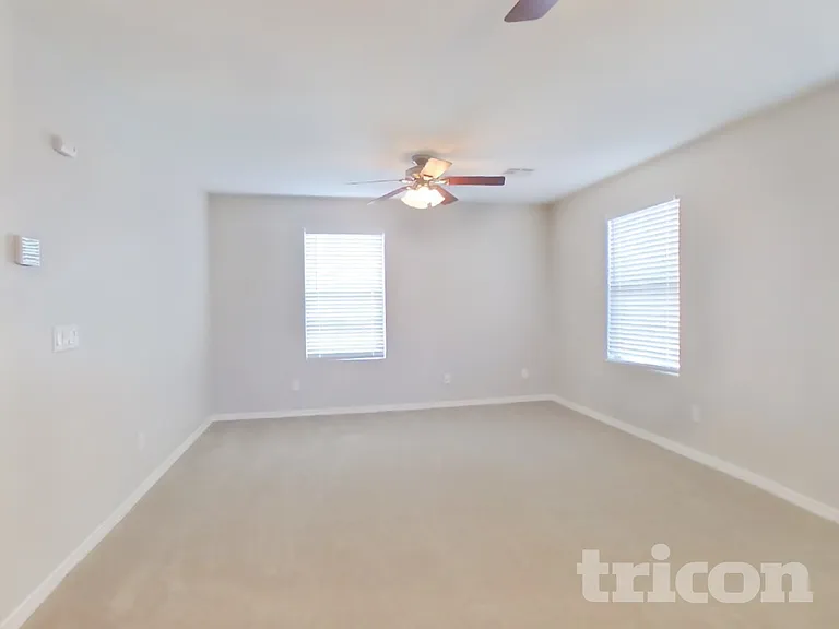 880 W Busa Dr — Photo 14