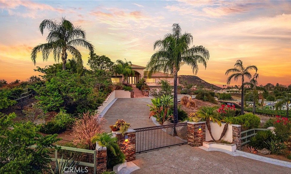 1st image of 21384 Paseo Montana St