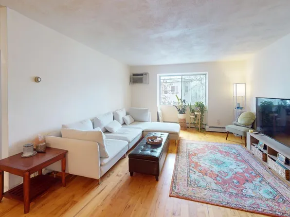 84 Grant St, Somerville, MA