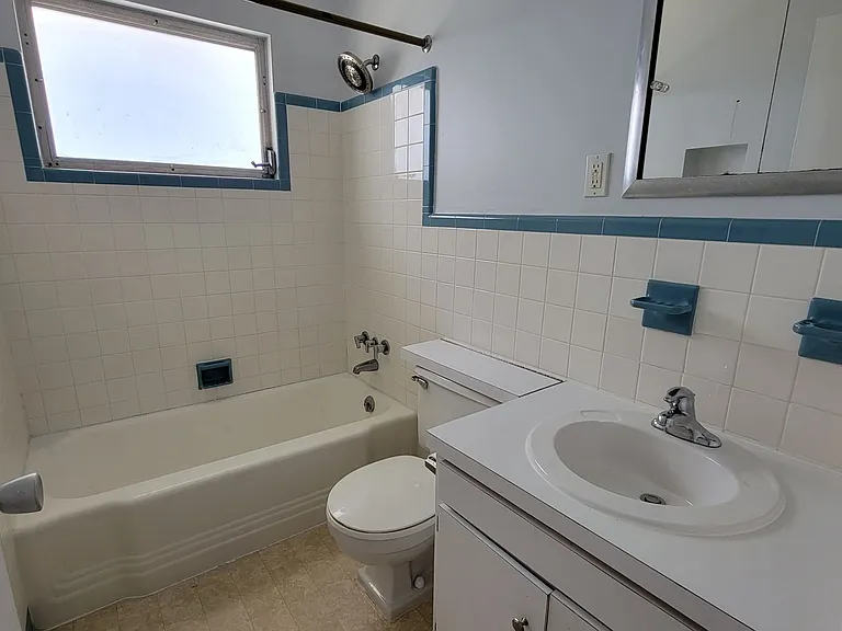 505 Manatee Ct. — Photo 13