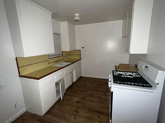 4th image of 8625 San Luis Ave #A