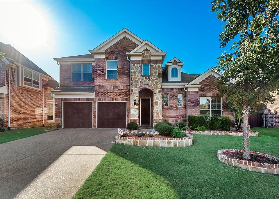 1st image of 705 Dividend Ave