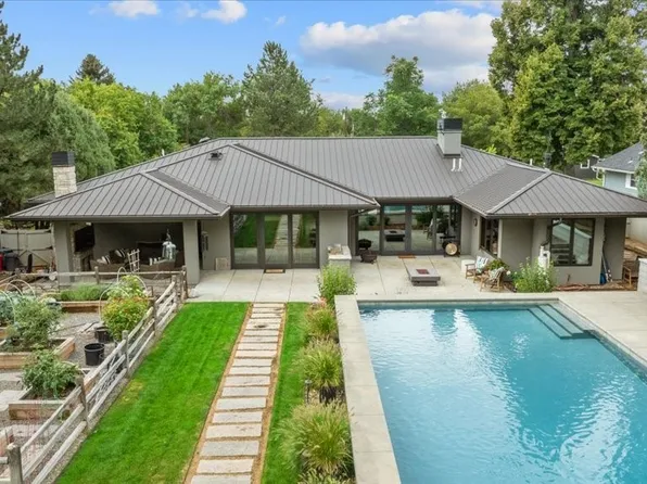 1833 Iris Ln, Billings, MT 59102