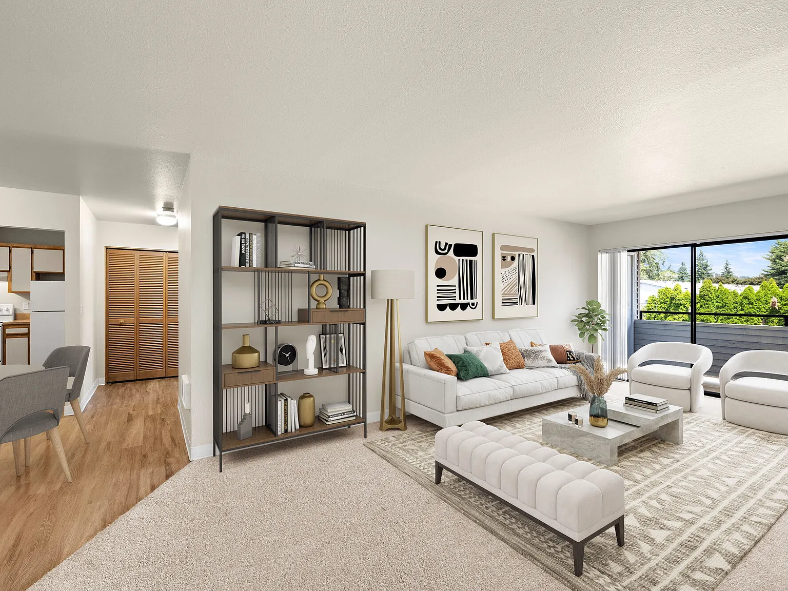 Lake Crest Apartments — Photo 1