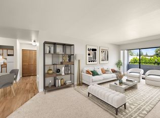 Lake Crest Apartments, Portland, OR 97267