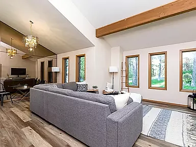 354 Blue Spruce Ln — Photo 3