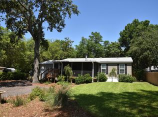 399 Persimmon St, Freeport, FL 32439