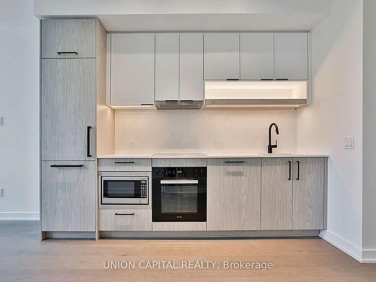 91 Montclair Ave #308 — Photo 8