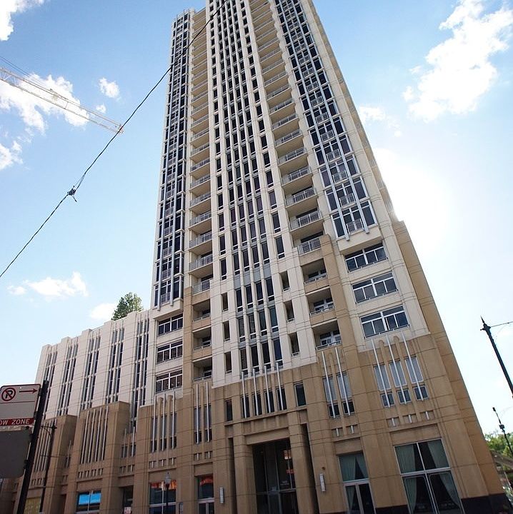 1st image of 1400 S Michigan Ave APT 1512