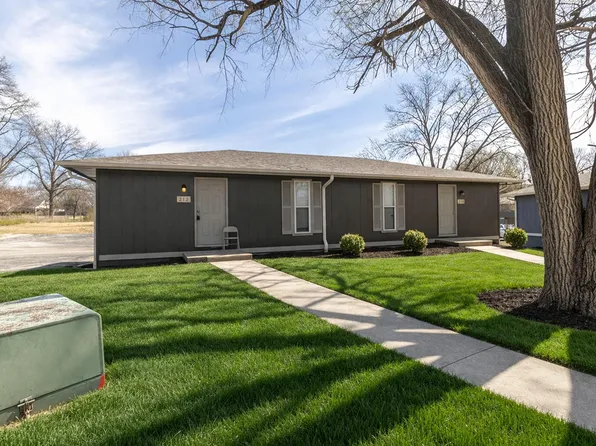 212 Wheaton Ct, Columbia, MO 65203