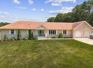 1251 N Mineral Springs Rd, Porter, IN 46304